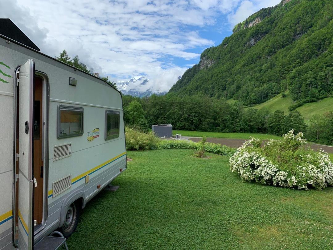 Revier Caravan-Ig Und Cool Hatzingen Εξωτερικό φωτογραφία